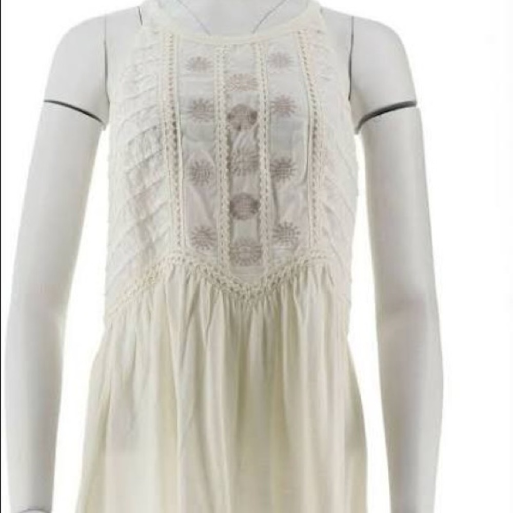 LOGO Lavish Sleeveless Embroidered Tank
